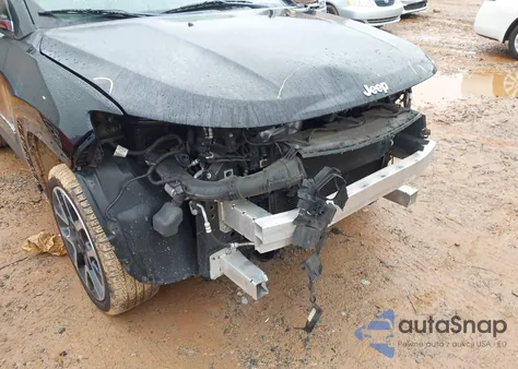 2018 Jeep Compass Limited 4X4 from USA, damaged, VIN 3C4NJDCBXJT350702